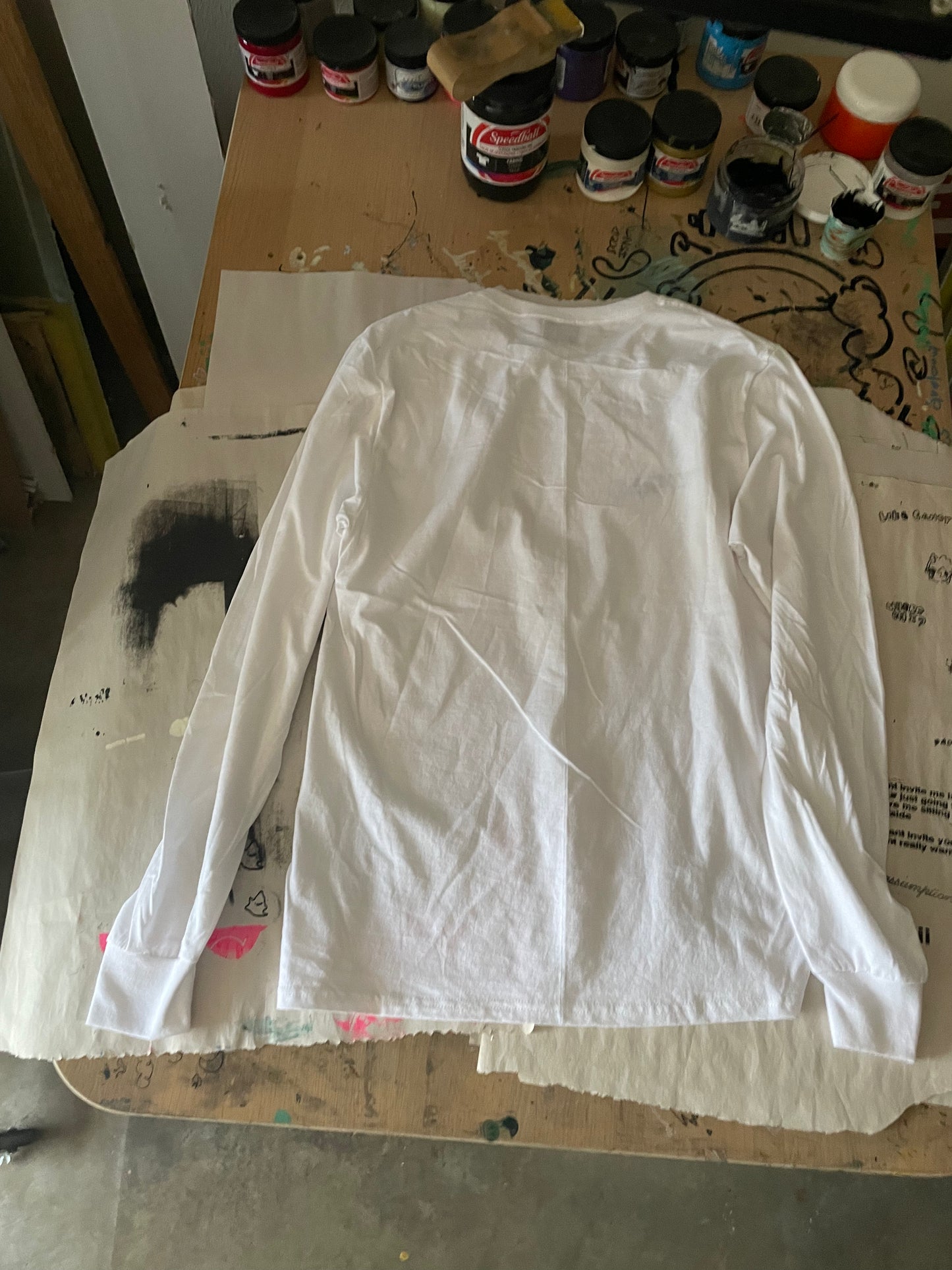 Your Listening Black & Whi†e